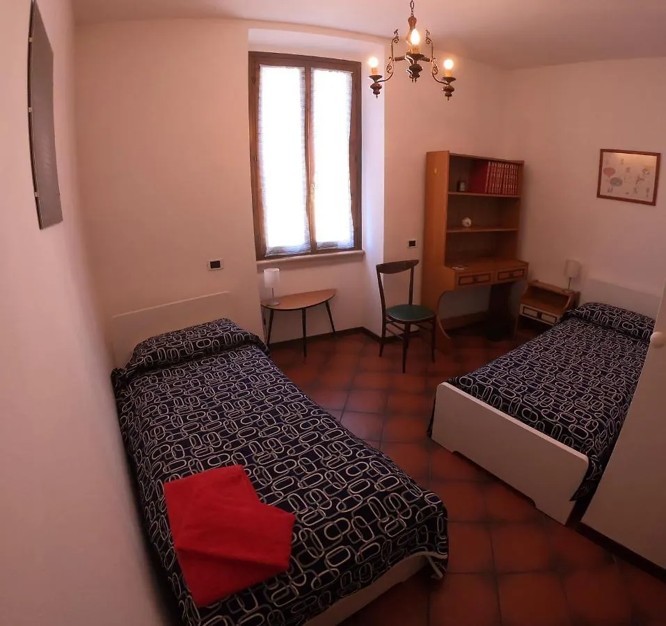 Apartment Appartamento Panorama Toscolano-Maderno Italien